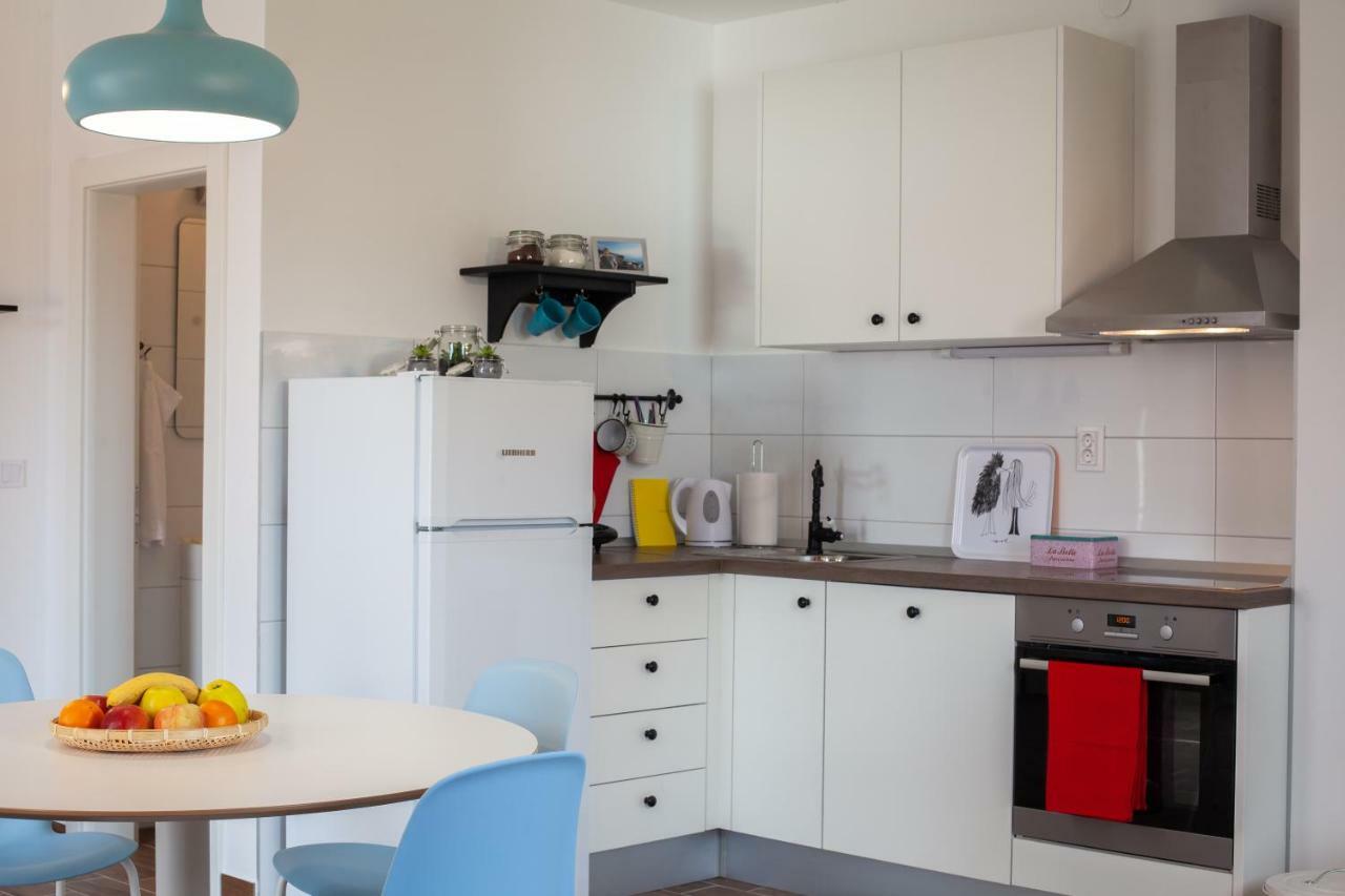 Kvasina Apartments Zadvarje 외부 사진