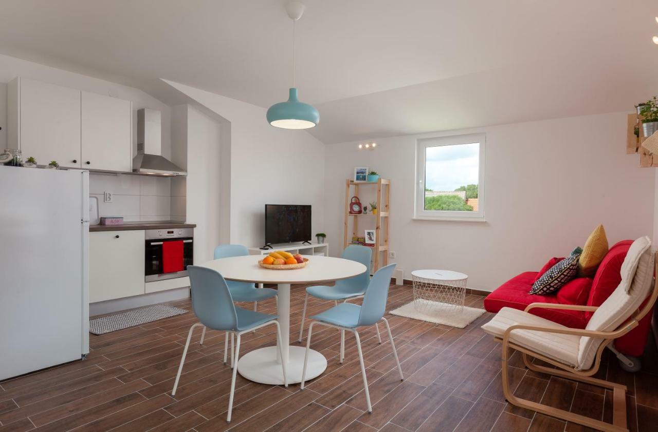 Kvasina Apartments Zadvarje 외부 사진