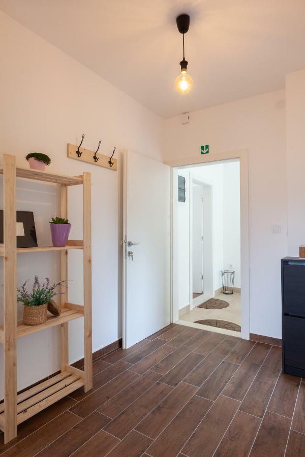 Kvasina Apartments Zadvarje 외부 사진